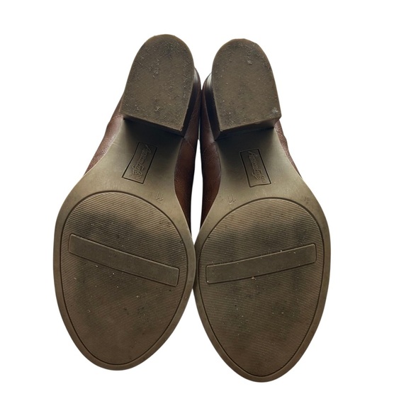 American Eagle Brown Ankle Booties Stacked Heel Cutout Buckle Detail Size 11 - Picture 3 of 7